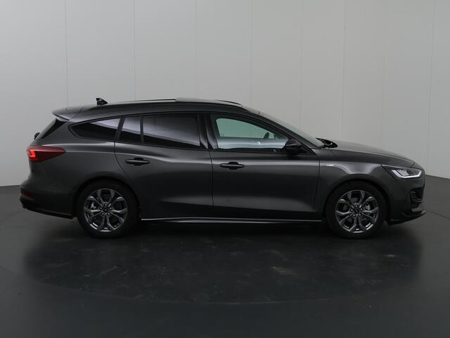 Ford FOCUS 1.0 EcoBoost Hybrid ST Line | Panoramadak | Parkeercamera | Winterpakket | Cruise Control Adaptief | Dodehoekdetectie | Navigatie |