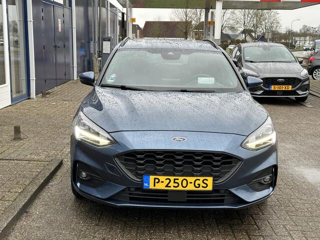 Ford FOCUS Wagon 125PK EcoBoost Hybrid ST Line Business | Head up | Trekhaak | Winterpack | Clima | Keyless | Cruise | AR camera