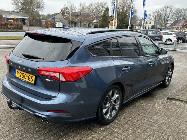 Ford FOCUS Wagon 125PK EcoBoost Hybrid ST Line Business | Head up | Trekhaak | Winterpack | Clima | Keyless | Cruise | AR camera