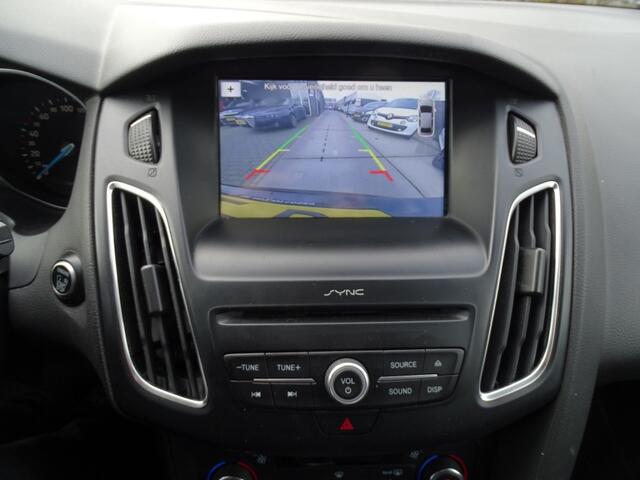 Ford FOCUS 1.0 TITANIUM-Navi-Cruise-Pdc-Clima-Media-Blth-Usb