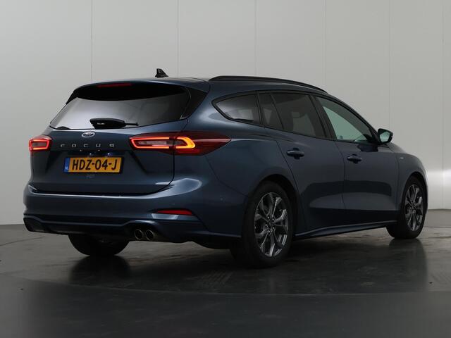 Ford FOCUS 1.0 EcoBoost Hybrid ST Line | Winterpakket | Cruise Control Adaptief | Parkeercamera | Navigatie |