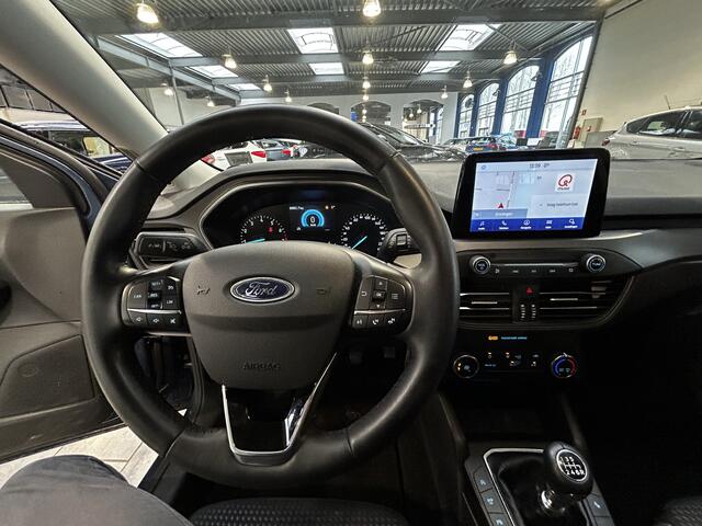 Ford FOCUS EcoBoost 100 pk Connected | Camera | Navi | Airco | LED | Apple Carplay | 4 seiz. banden | 100% dealer onderh.