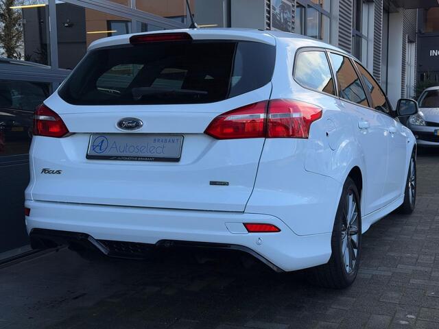 Ford FOCUS Wagon 1.0 ST-Line Airco PDC Keyless