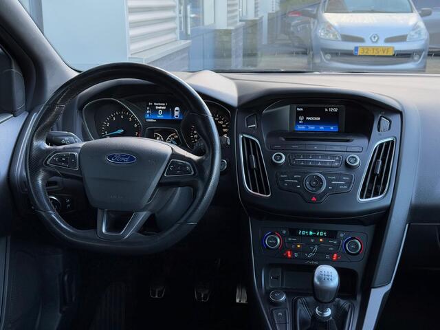 Ford FOCUS Wagon 1.0 ST-Line Airco PDC Keyless