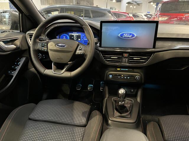 Ford FOCUS Wagon EcoBoost 125PK Hybrid ST Line | Pano I AGR stoelen I Sync4 I Camera I All season I fabr. gar. tm 08-2027