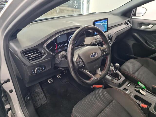 Ford FOCUS Wagon 1.0 EcoBoost Hybrid ST Line Style Winter Pack | Camera | Navi | Pdc | Nap