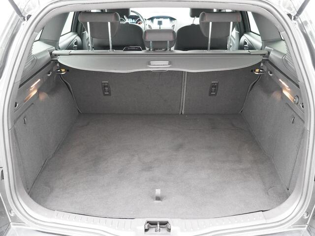 Ford FOCUS Wagon 1.0 | 127.405 KM | Airco | Trekhaak |