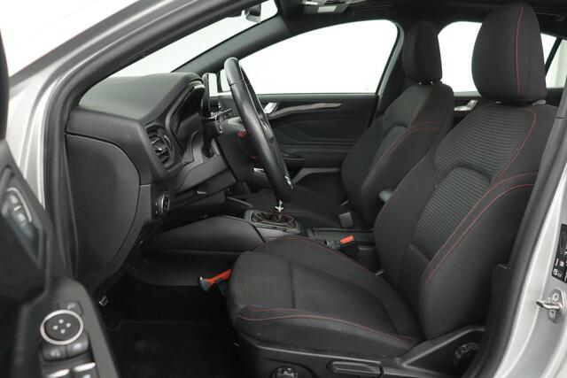 Ford FOCUS 1.0 EcoBoost ST Line | Panoramadak | Adaptive cruise | Camera | Carplay | Airco | Navigatie | Full LED | PDC | Bluetooth