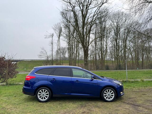 Ford FOCUS Wagon 1.0 EB 125PK Titanium | ADV. TECH PACK | WINTERPACK | CRUISE | CLIMA |