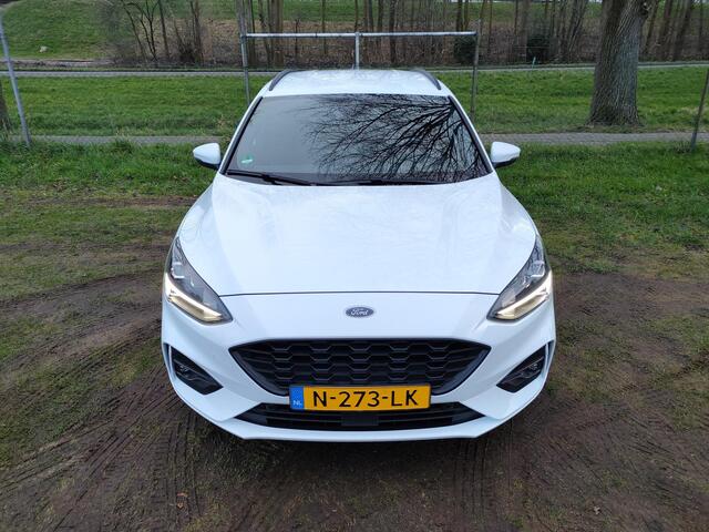 Ford FOCUS Wagon 1.0 EB 125PK ST Line X Business | LED | AGR-STOELEN | CAMERA | WINTERPACK |