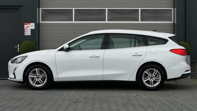 Ford FOCUS Wagon 1.0 EcoBoost Hybrid Trend Edition Business |1e eig!|Camera|Carplay!