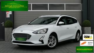 ford-focus-wagon-1.0-ecoboost-hybri