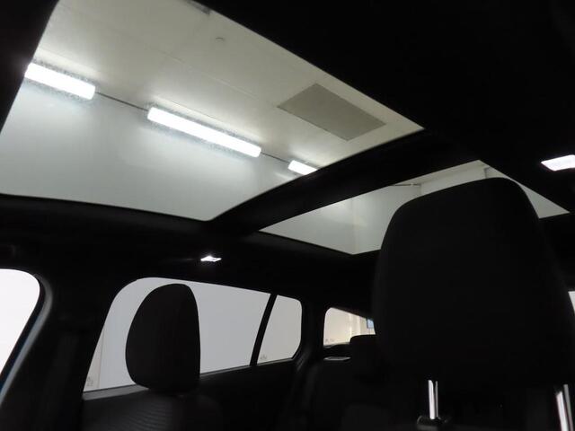 Ford FOCUS 1.0 EcoBoost ST Line Panoramadak Adap Cruise Camera Winter Parking Design pack wagon