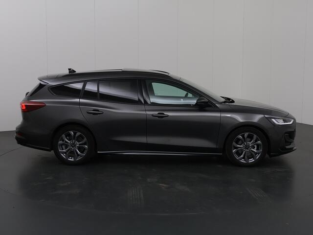 Ford FOCUS 1.0 EcoBoost Hybrid ST Line | Panoramadak | Parkeercamera | Winterpakket | Cruise Control Adaptief | Dodehoekdetectie | Navigatie |