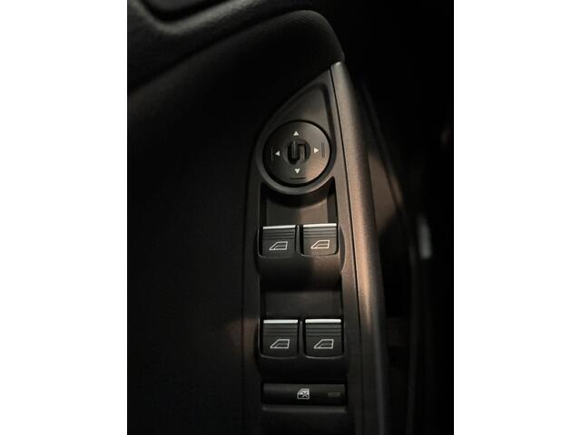 Ford FOCUS Wagon 1.0 EcoBoost Titanium Business ClimaC.Navi.Pdc.Led.ElecPakket.LMV!!