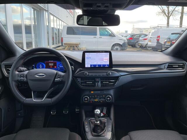 Ford FOCUS Wagon 1.0 EcoBoost Hybrid 155 PK ST Line X Business | Pano | Adaptive cruise | Stuur verwarming