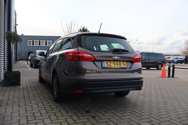Ford FOCUS Wagon 1.0 Titanium Camera | Navi | Carplay | Pdc | Parker Hulp | Nap | Nederlandse Auto