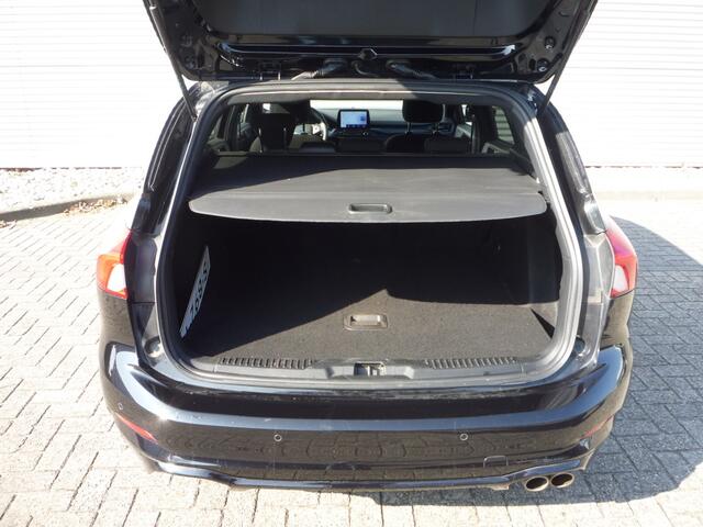 Ford FOCUS 1.5 Turbo (150Pk) ST-Line X Navi Tr. Haak Géén Afleverkosten
