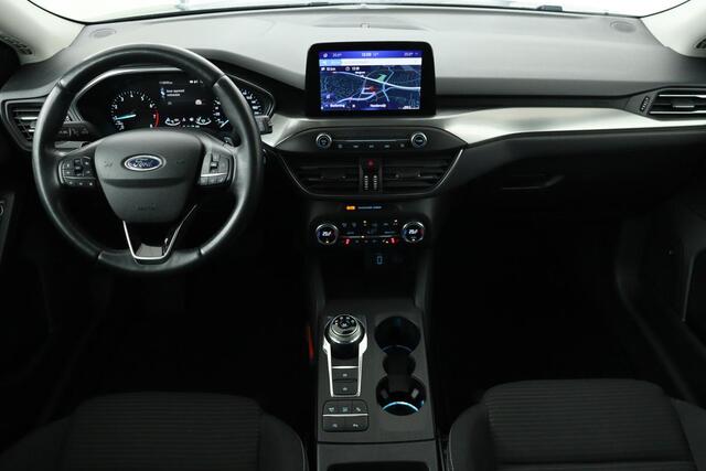 Ford FOCUS 1.0 EcoBoost Titanium | Stoel & stuurverwarming | Trekhaak | Adaptive cruise | B&O Sound | Full LED | Camera | Side Assist | Carplay | Navigatie | Keyless