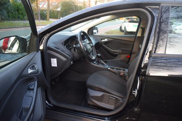 Ford FOCUS 1.0 Edition N.Distributie
