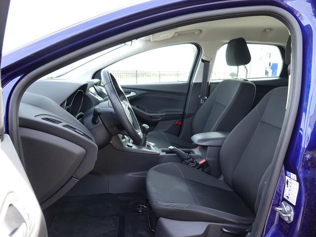 Ford FOCUS Wagon 1.0 Lease Edition 100PK TREKH. | NAVI | LMV | CRUISE | PDC