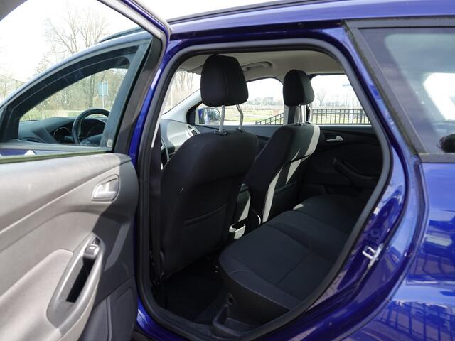 Ford FOCUS Wagon 1.0 Lease Edition 100PK TREKH. | NAVI | LMV | CRUISE | PDC