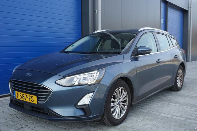 Ford FOCUS Wagon 1.5 EcoBlue Titanium Business | Winter Pack | Camera | Trekhaak |