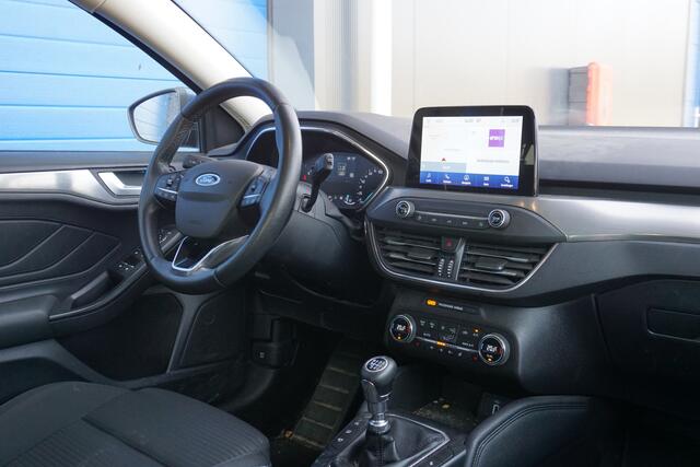 Ford FOCUS Wagon 1.5 EcoBlue Titanium Business | Winter Pack | Camera | Trekhaak |