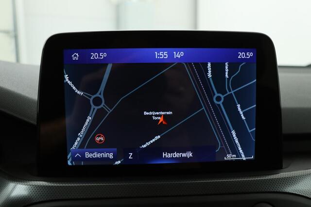 Ford FOCUS 1.0 EcoBoost Titanium | Trekhaak | Camera | Full LED | Navigatie | Keyless | Park Assist | Climate control | Getint glas