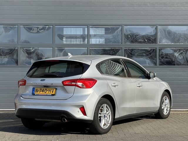 Ford FOCUS 1.0 ECOBOOST TREND EDITION BUSINESS I ACHTERUITRIJCAMERA I CARPLAY I NAVIGATIE I CRUISE CONTROL
