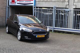 ford-focus-1.0-lease-edition