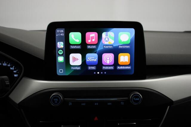 Ford FOCUS 1.0 EcoBoost Hybrid Business - Carplay, Camera