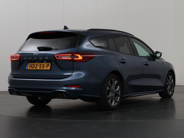 Ford FOCUS 1.0 EcoBoost Hybrid ST Line | Panoramadak | Parkeercamera | Winterpakket | Cruise Control Adaptief | Dodehoekdetectie | Navigatie |