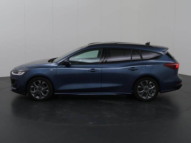 Ford FOCUS 1.0 EcoBoost Hybrid ST Line | Panoramadak | Parkeercamera | Winterpakket | Cruise Control Adaptief | Dodehoekdetectie | Navigatie |