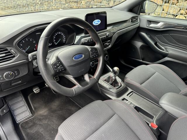Ford FOCUS 1.5 150 PK ST Line Stoel. Stuurverw.