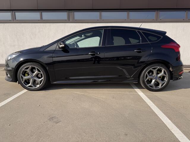 Ford FOCUS 2.0 ST 250 Pk | Recaro | Navi | Klima | Sync | Stoel en Stuur verw. | % Bovag Occasion Partner %