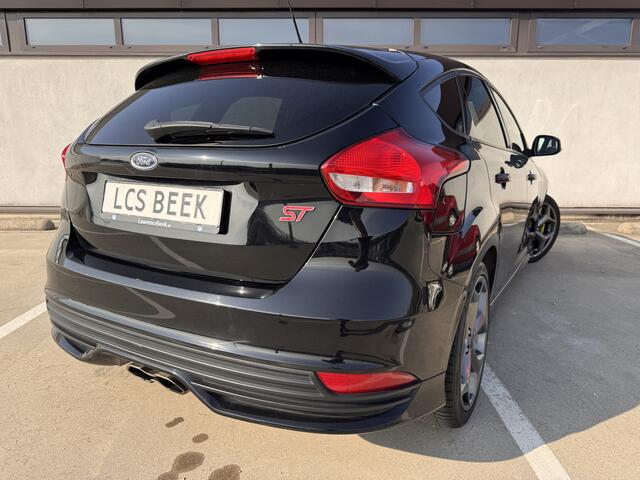 Ford FOCUS 2.0 ST 250 Pk | Recaro | Navi | Klima | Sync | Stoel en Stuur verw. | % Bovag Occasion Partner %