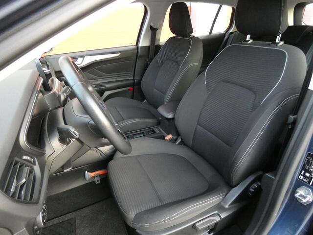 Ford FOCUS Wagon 1.0 EcoBoost Titanium Business/ lage km/ zeer mooi!