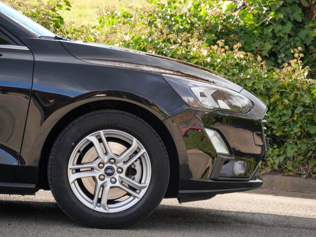 Ford FOCUS Wagon 1.0 EcoBoost Trend Edition Business | CAMERA | WINTERPACK | CARPLAY |