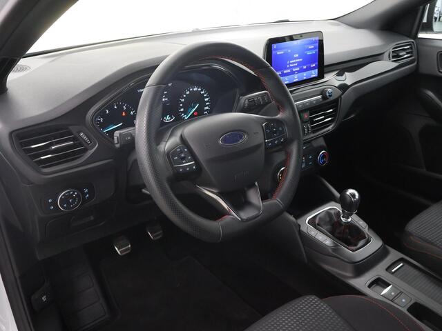 Ford FOCUS 1.0 EcoBoost ST Line Business | Cruise Control | Airco | Keyless Go | Navigatiesysteem