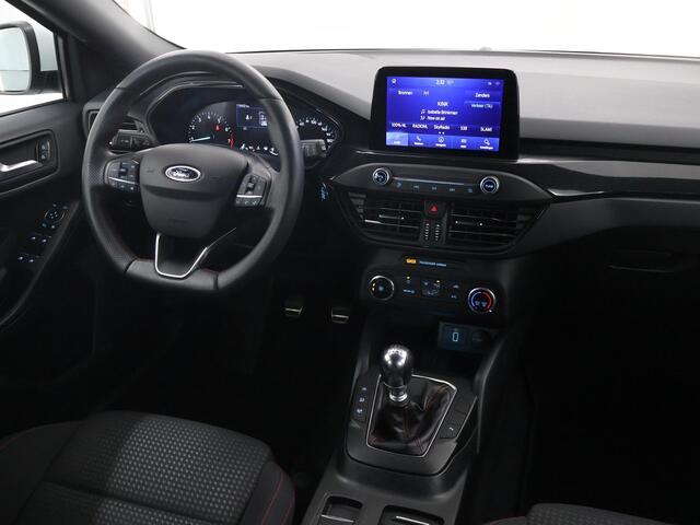 Ford FOCUS 1.0 EcoBoost ST Line Business | Cruise Control | Airco | Keyless Go | Navigatiesysteem