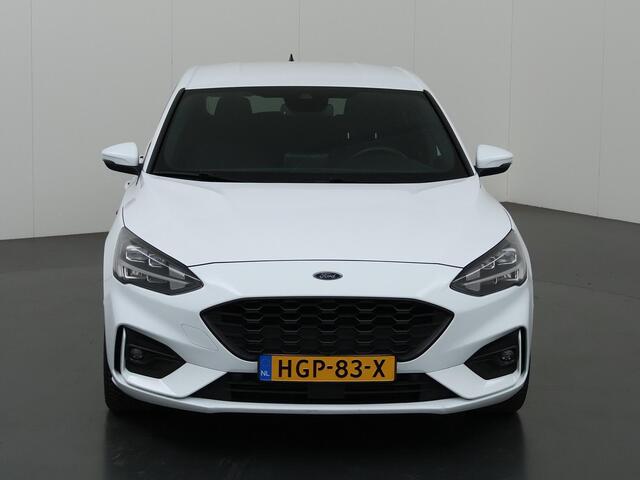 Ford FOCUS 1.0 EcoBoost Hybrid ST Line Business | Cruise control Adaptief | Winterpack | Full LED Koplampen | Parkeercamera | Navigatie | Climate control