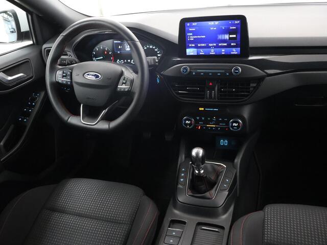 Ford FOCUS 1.0 EcoBoost Hybrid ST Line Business | Cruise control Adaptief | Winterpack | Full LED Koplampen | Parkeercamera | Navigatie | Climate control