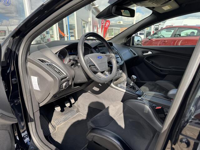 Ford FOCUS 2.3 RS RECARO | SONY | CAMERA | CARPLAY