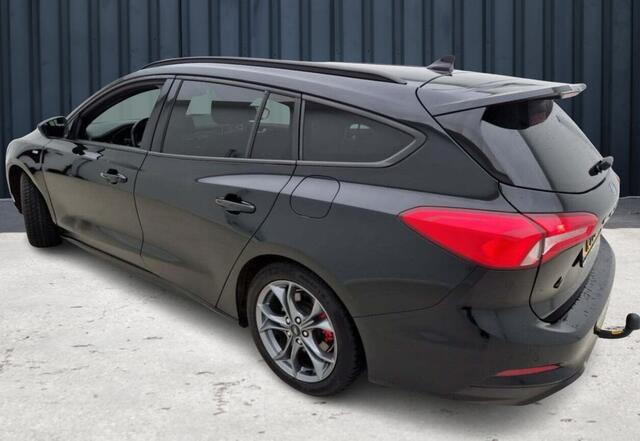 Ford FOCUS Wagon 1.5 EcoBoost ST Line X Business (150 PK) 1e-Eig & Dealer-Onderh. BOVAG-Garantie. NL-Auto. Trekhaak, Navigatie/Apple-Carplay/Android-Auto, Cruisecontrol, Keyless-Entry/Start, Parkeersensoren-V+A, Achteruitrijcamera, Elek.-Achterklep, Sportstoelen, DA