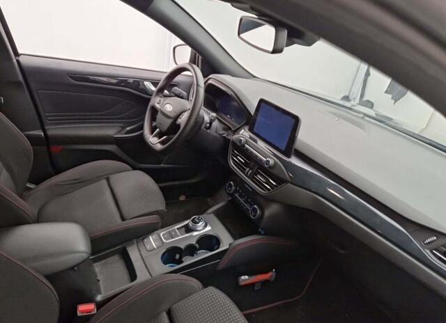 Ford FOCUS Wagon 1.5 EcoBoost ST Line X Business (150 PK) 1e-Eig & Dealer-Onderh. BOVAG-Garantie. NL-Auto. Trekhaak, Navigatie/Apple-Carplay/Android-Auto, Cruisecontrol, Keyless-Entry/Start, Parkeersensoren-V+A, Achteruitrijcamera, Elek.-Achterklep, Sportstoelen, DA