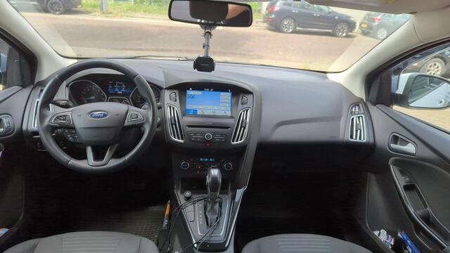 Ford FOCUS 1.5 EcoBoost 150pk Titanium Climat Apple Carplay Voorruitverwarming Wagon 1e Eigenaar Dealeronderhouden