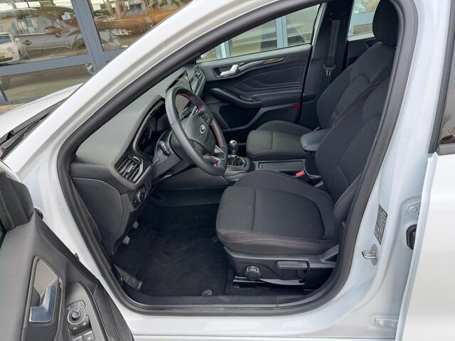 Ford FOCUS Wagon 1.0 EcoBoost Hybrid ST Line
