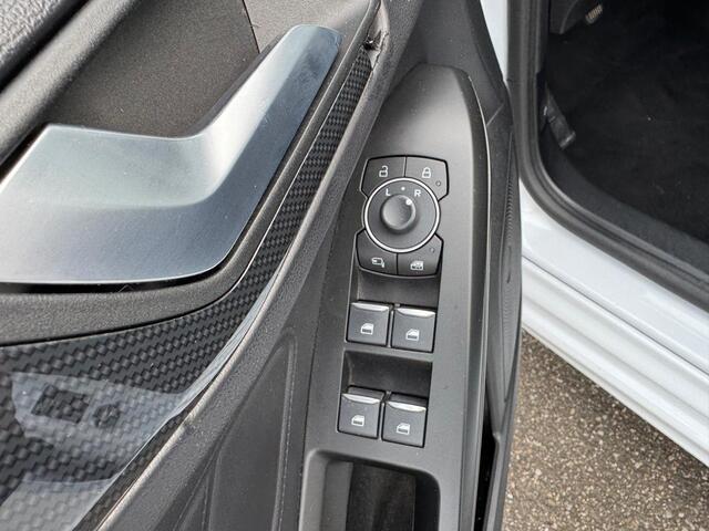 Ford FOCUS Wagon 1.0 EcoBoost Hybrid ST Line