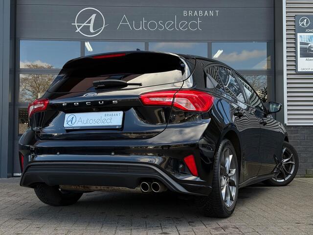 Ford FOCUS 1.0 EcoBoost ST Line Navi LED Camera